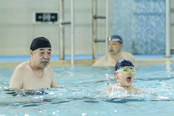 坚持“零责任事故”底线 本市夏季游泳场所本月起陆续开放