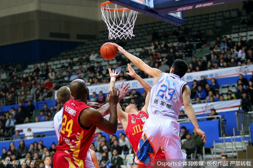 CBA第33轮：上海121-103吉林 (2).jpg