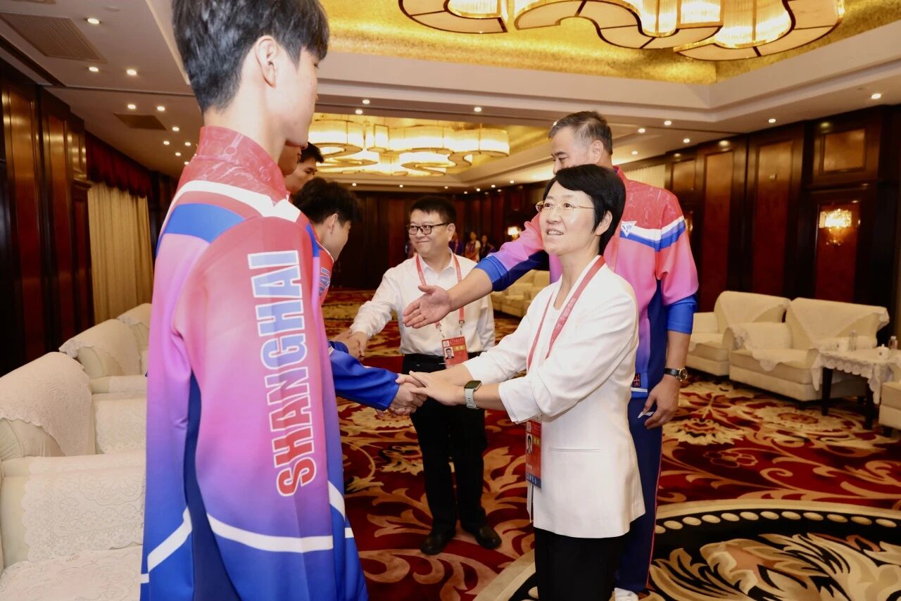 解冬副市长看望慰问十五运会188金宝博app下载
健儿代表2.jpg