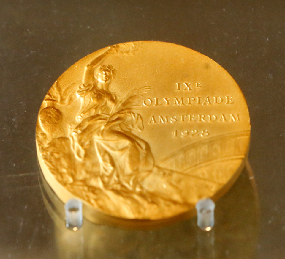 1928年奥运会金牌01.jpg